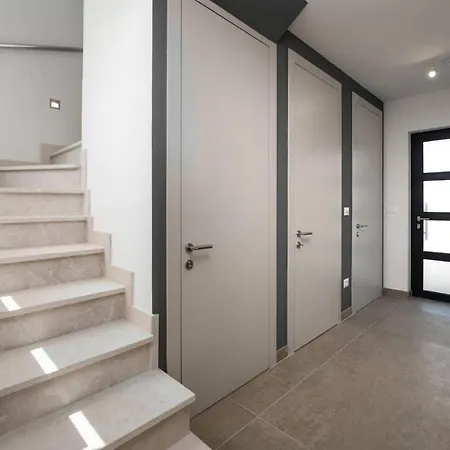 Casa Brave